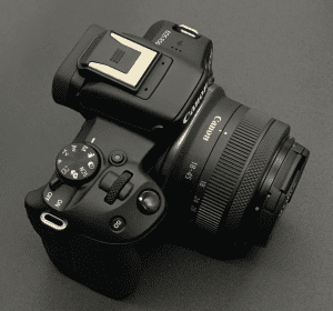 Canon-EOS-R50