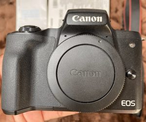 Canon m50